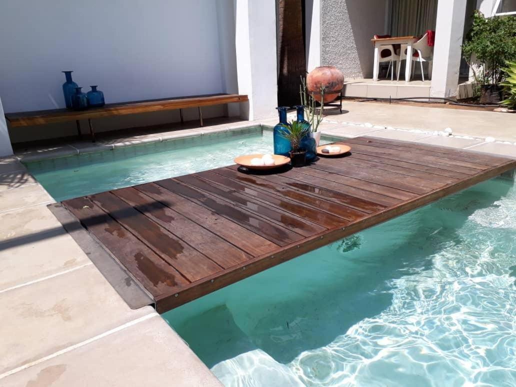 Villa Vista Guesthouse, Windhoek, Namibia Екстериор снимка